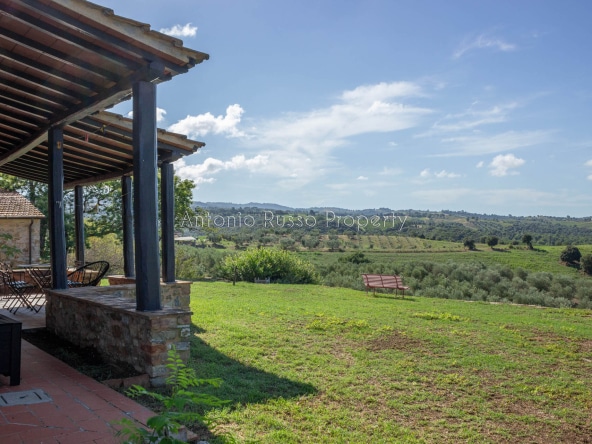 Casale azienda agricola in vendita a Scansano