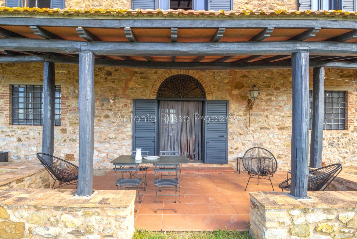 Casale azienda agricola in vendita a Scansano