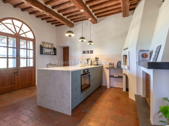 Casale azienda agricola in vendita a Scansano