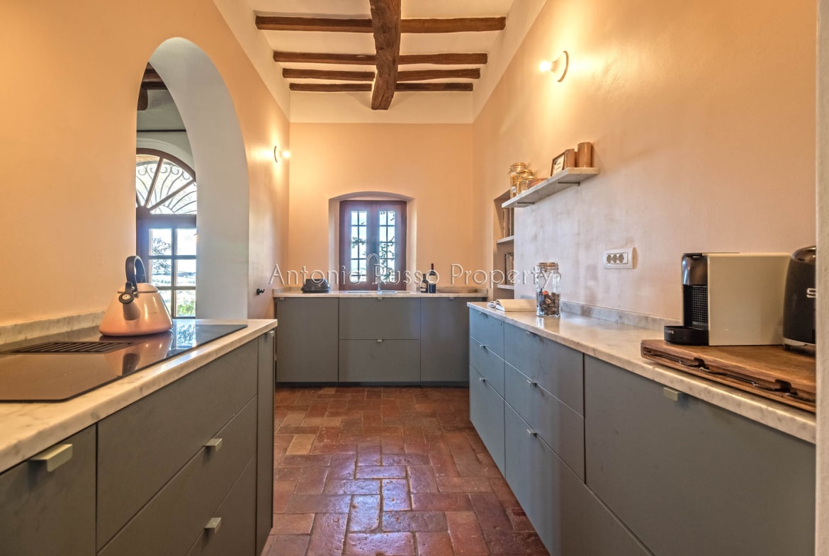 Casale azienda agricola in vendita a Scansano