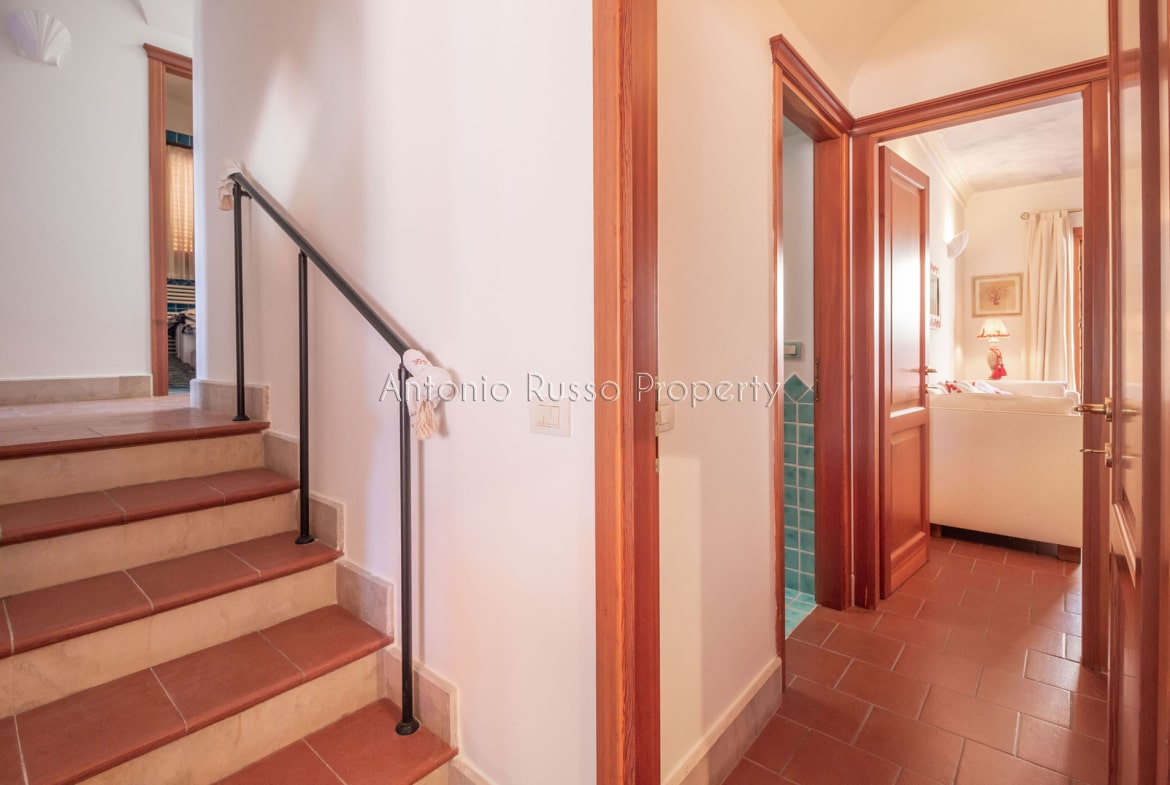 Villa vista mare in vendita a Punta Ala