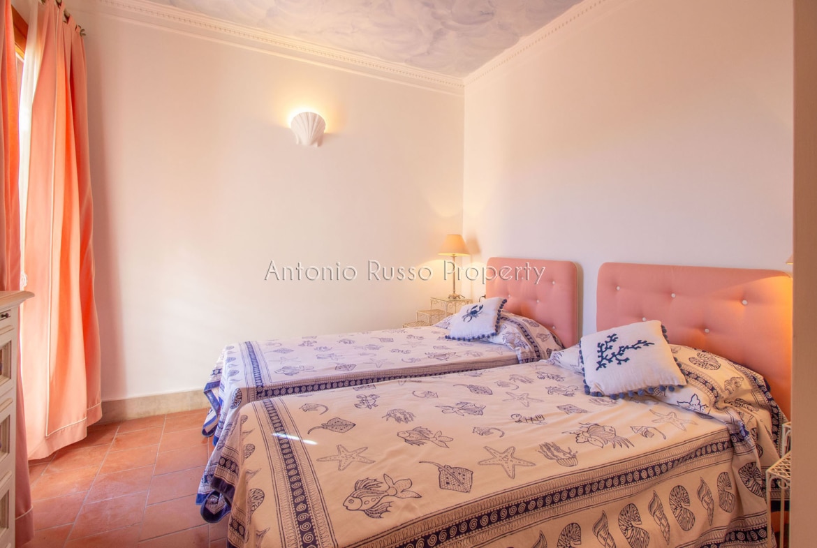 Villa vista mare in vendita a Punta Ala