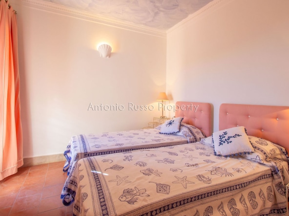 Villa vista mare in vendita a Punta Ala