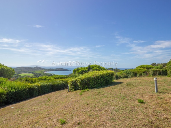 Villa vista mare in vendita a Punta Ala