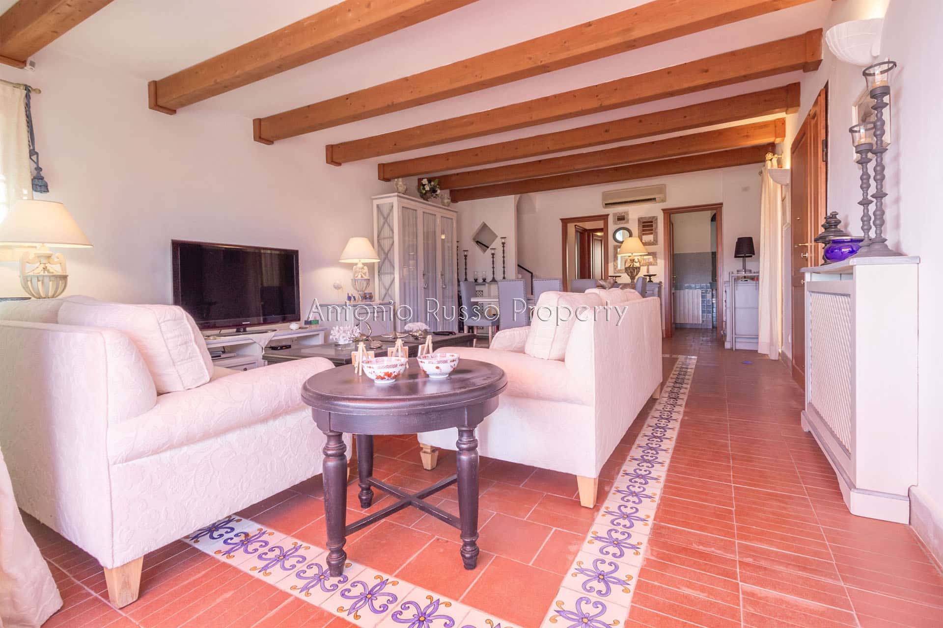 Villa vista mare in vendita a Punta Ala