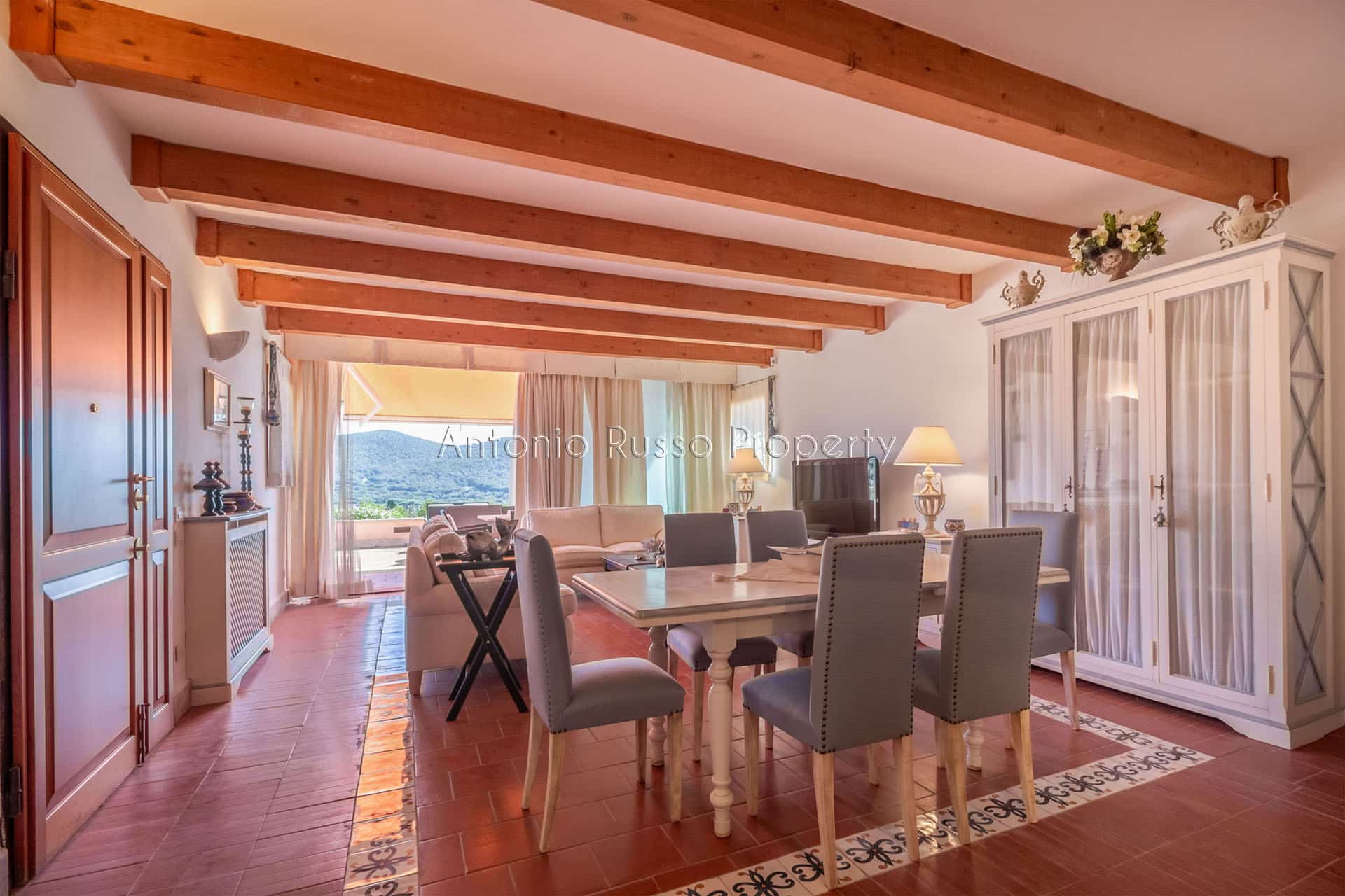 Villa vista mare in vendita a Punta Ala