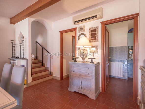 Villa vista mare in vendita a Punta Ala