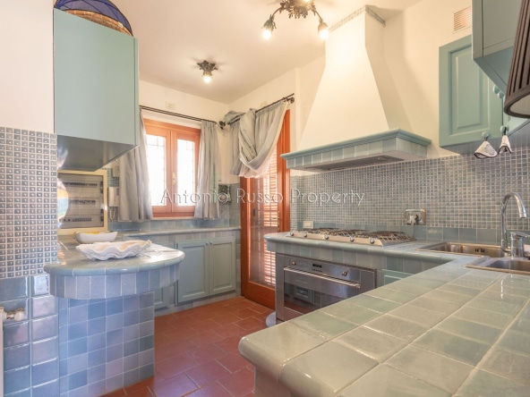 Villa vista mare in vendita a Punta Ala