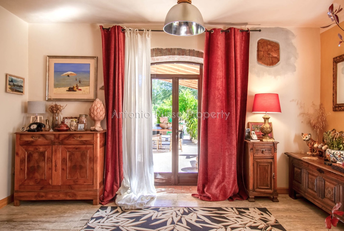 Casale in vendita in Toscana
