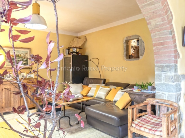 Casale in vendita in Toscana