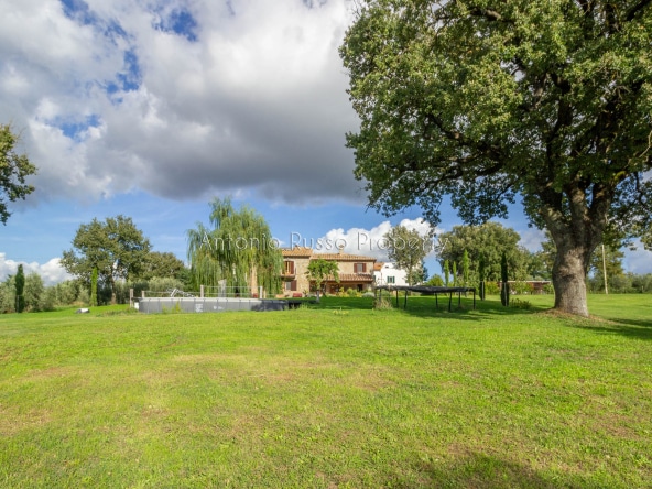 Casale in vendita in Toscana