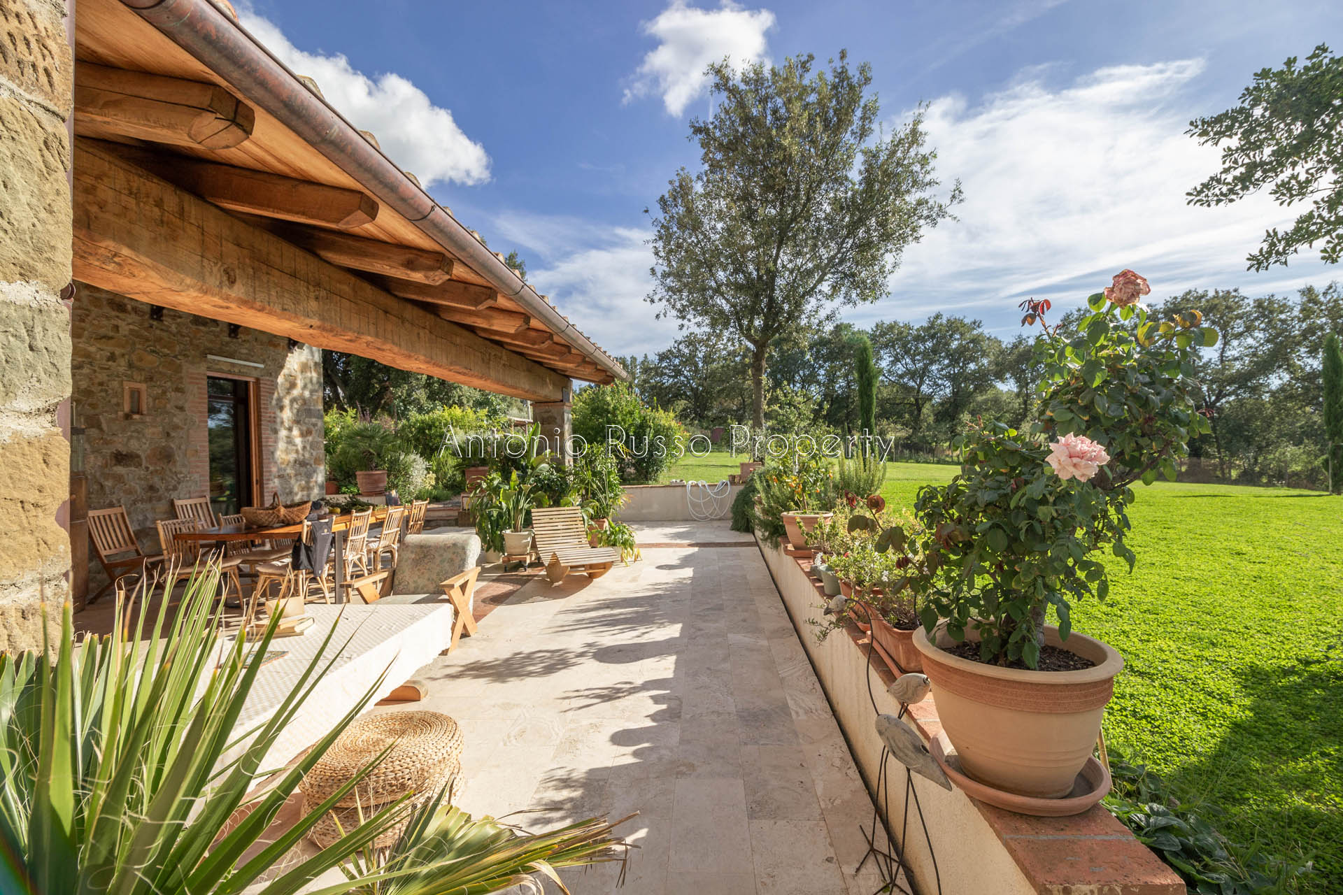 Casale in vendita in Toscana