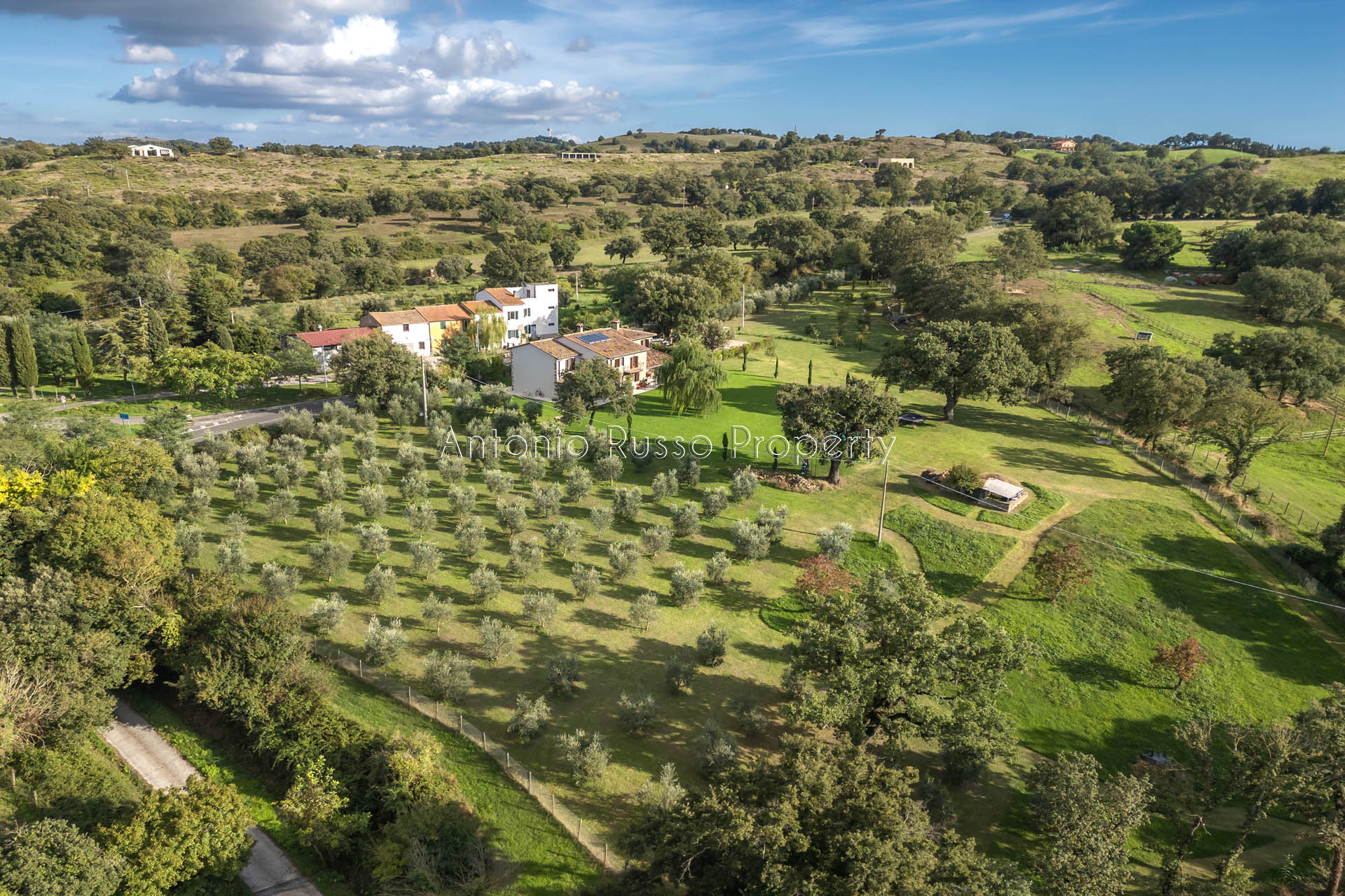Casale in vendita in Toscana