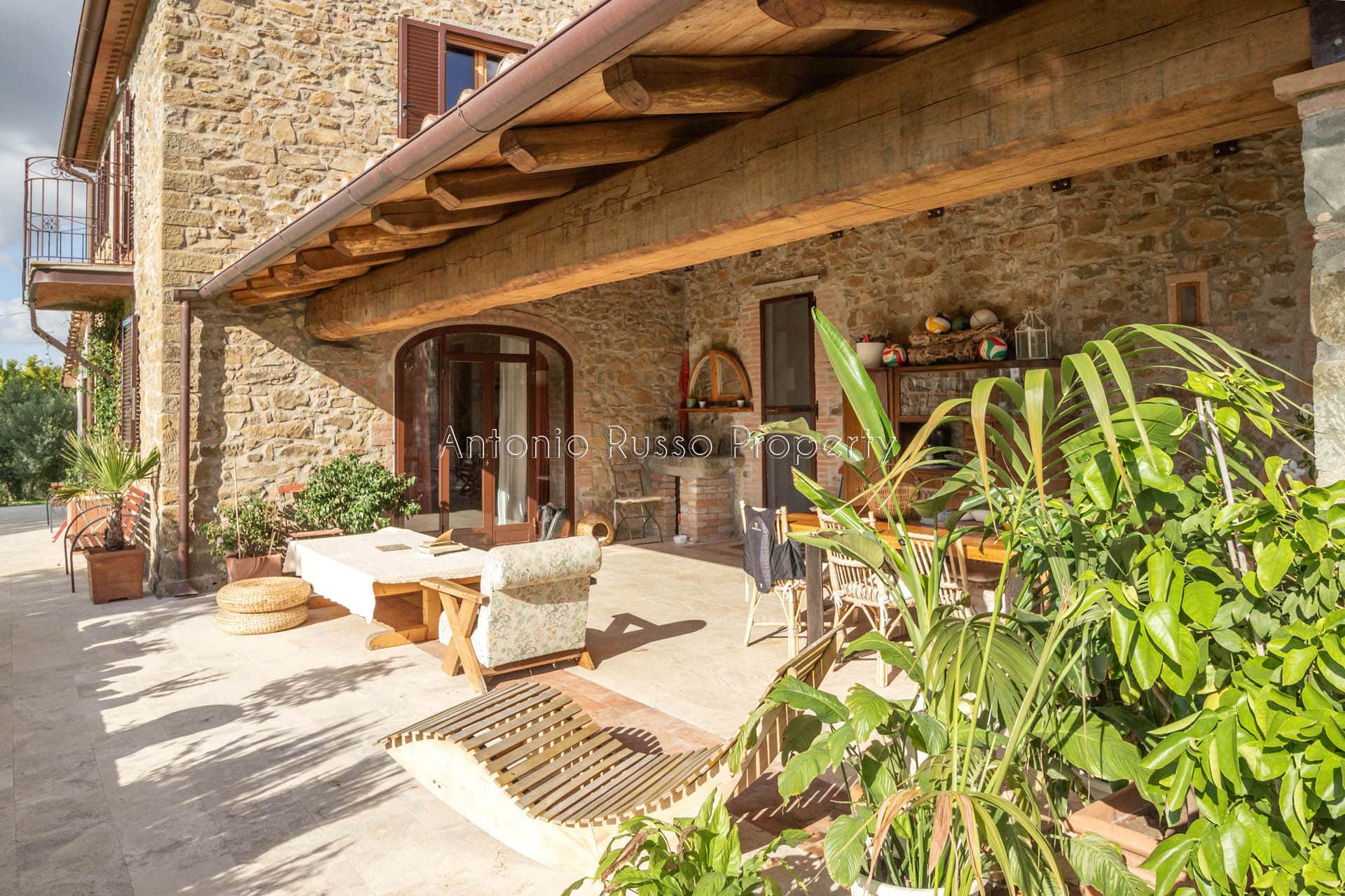 Casale in vendita in Toscana
