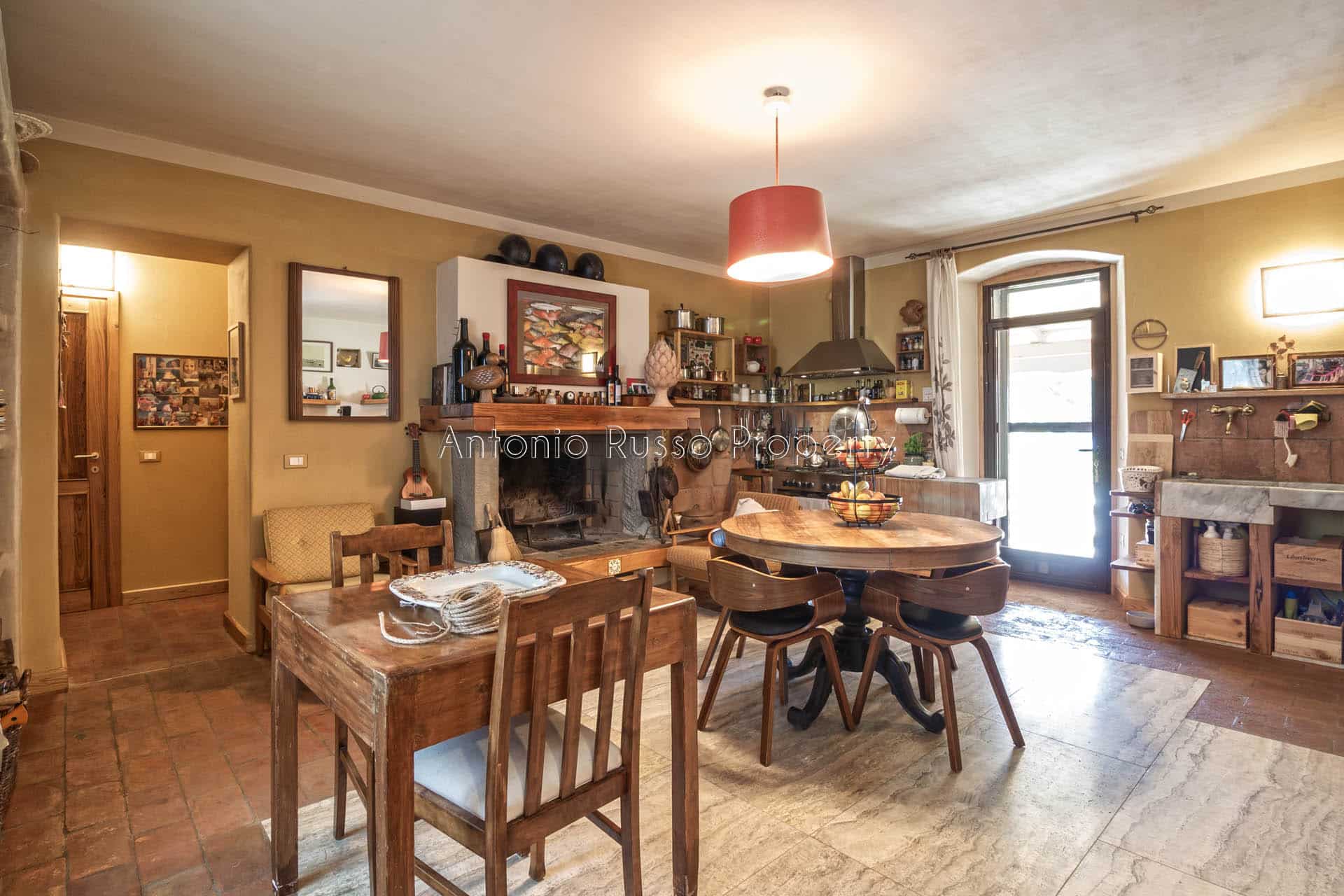Casale in vendita in Toscana