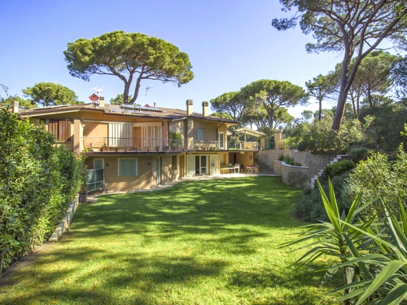 Villa di lusso in vendita a Roccamare