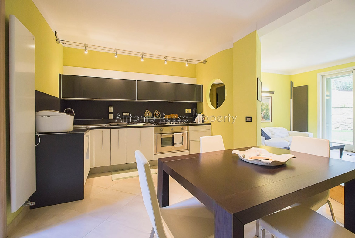 Villa di lusso in vendita a Roccamare
