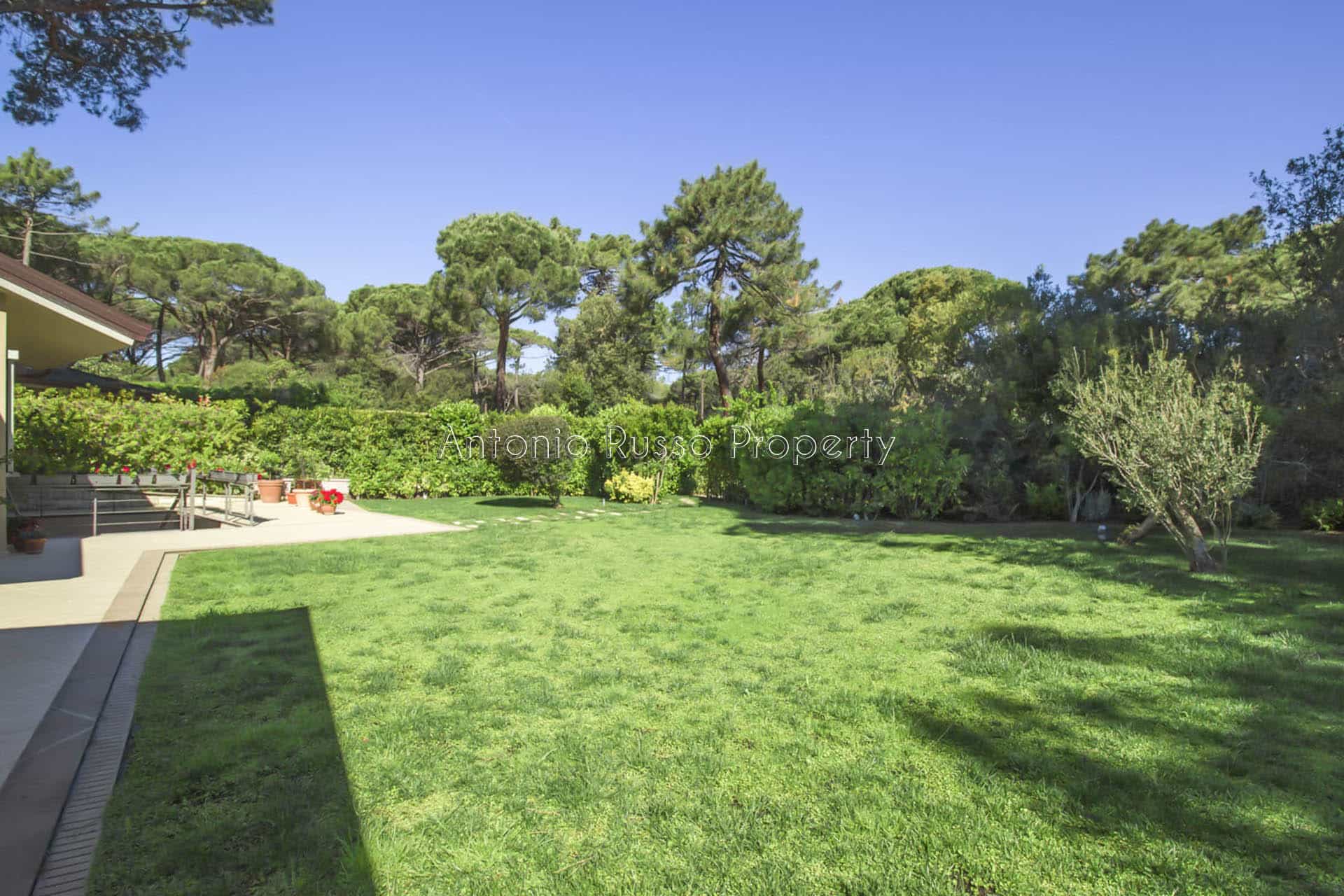 Villa di lusso in vendita a Roccamare
