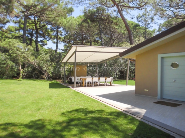 Villa di lusso in vendita a Roccamare