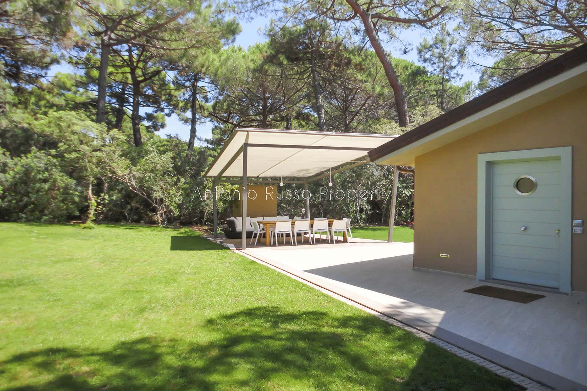 Villa di lusso in vendita a Roccamare