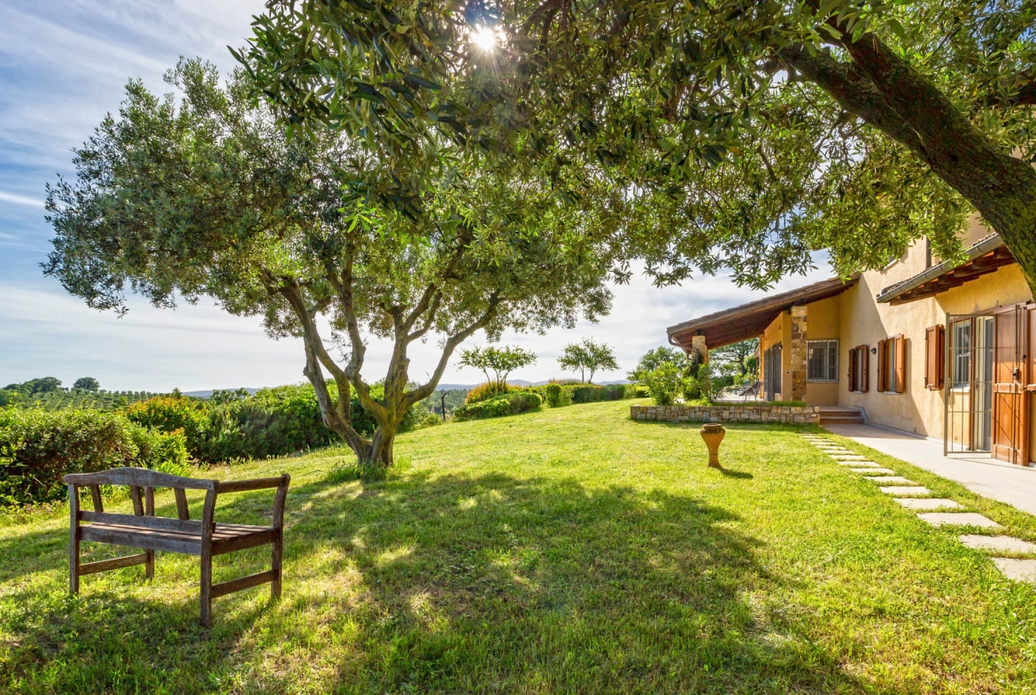 Villa in vendita a Magliano in Toscana