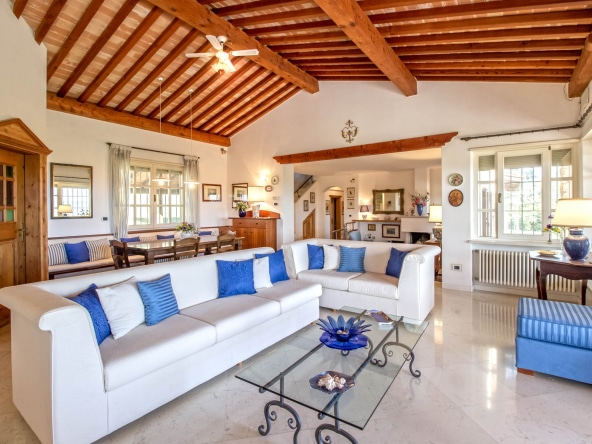 Villa in vendita a Magliano in Toscana