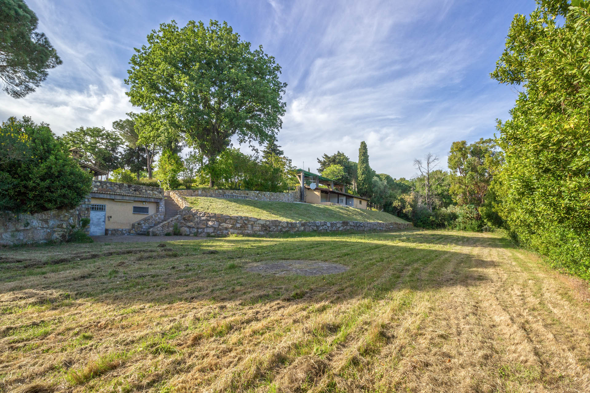 Villa in vendita a Magliano in Toscana