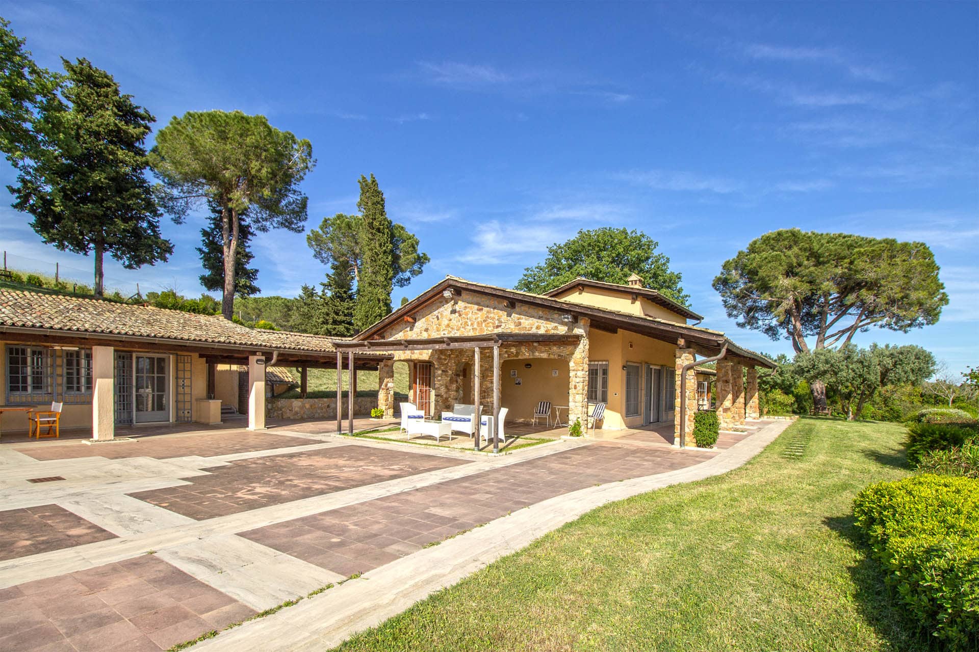 Villa in vendita a Magliano in Toscana
