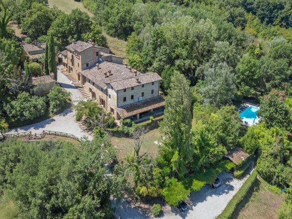 Borgo in vendita in Umbria