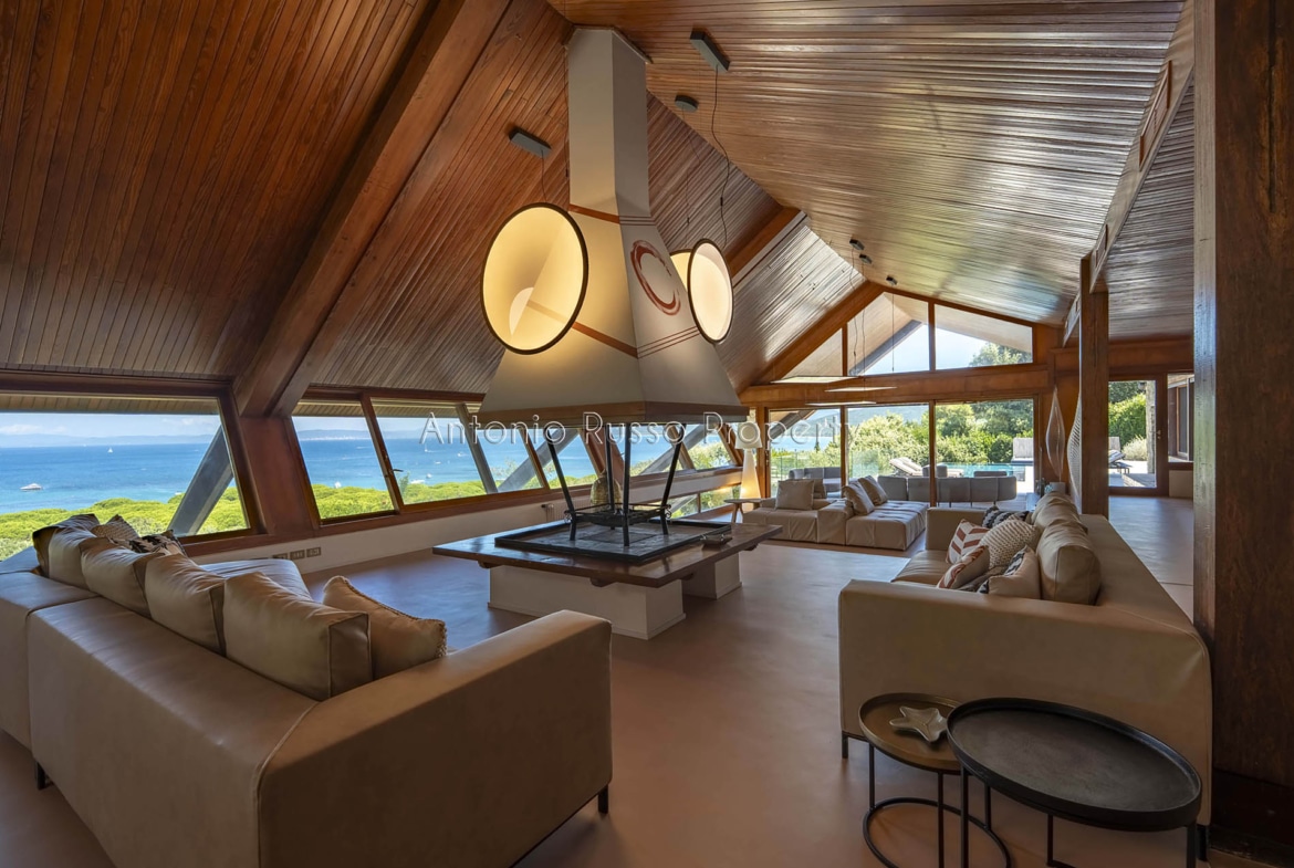 villa di lusso vista mare Punta Ala