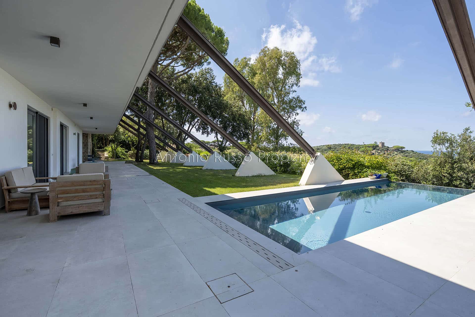 villa di lusso vista mare Punta Ala