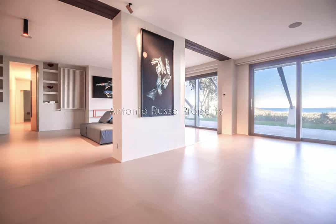 villa di lusso vista mare Punta Ala