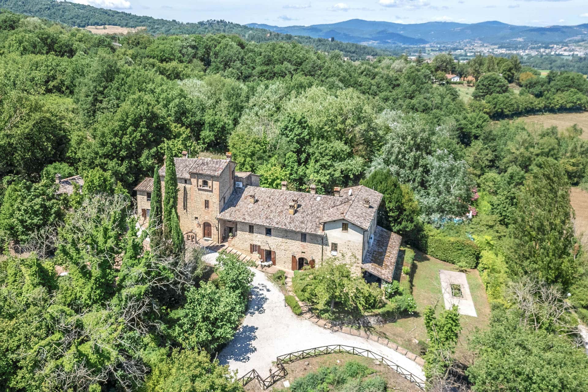 Borgo in vendita in Umbria