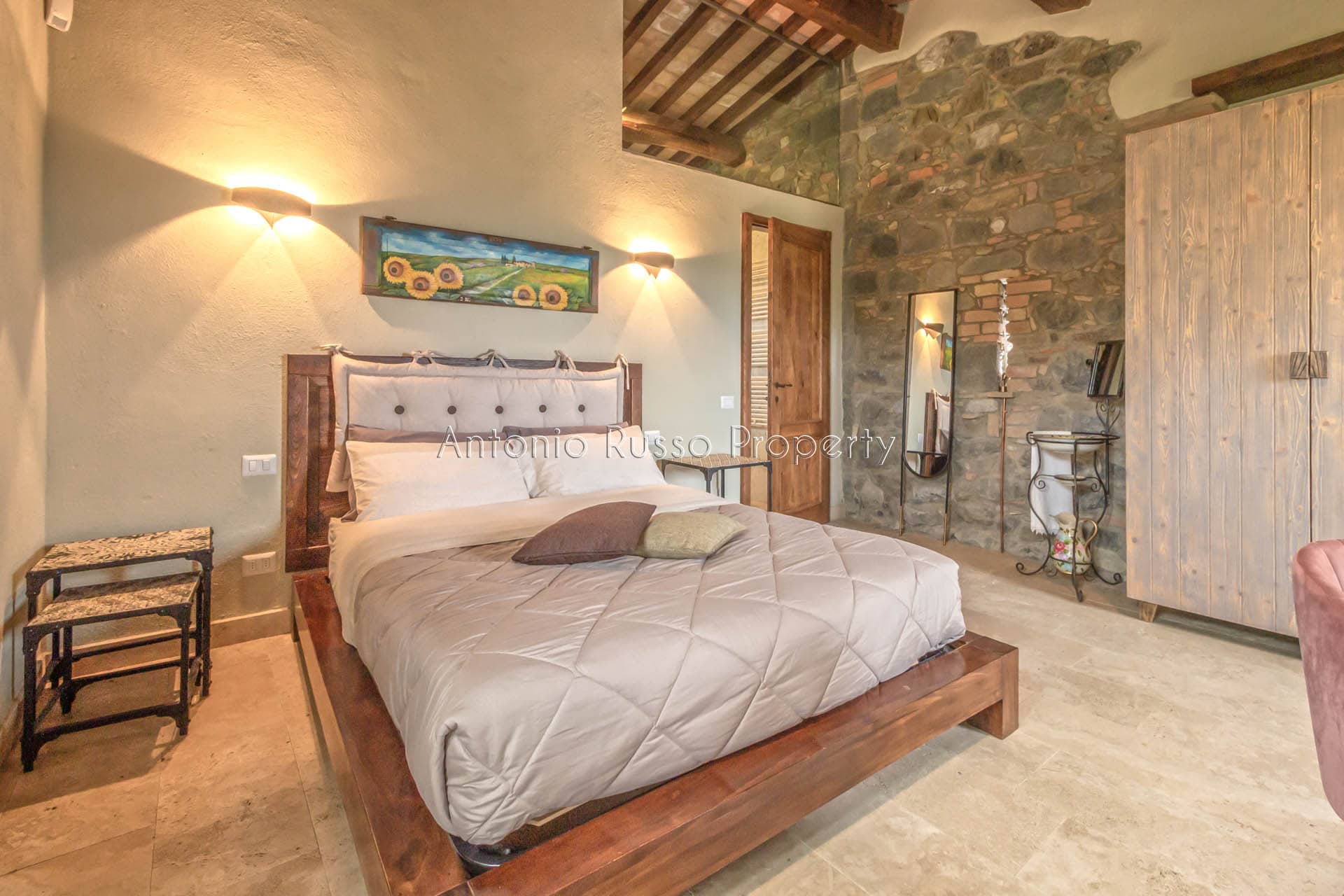 Casale in vendita nella Val d'Orcia (28)