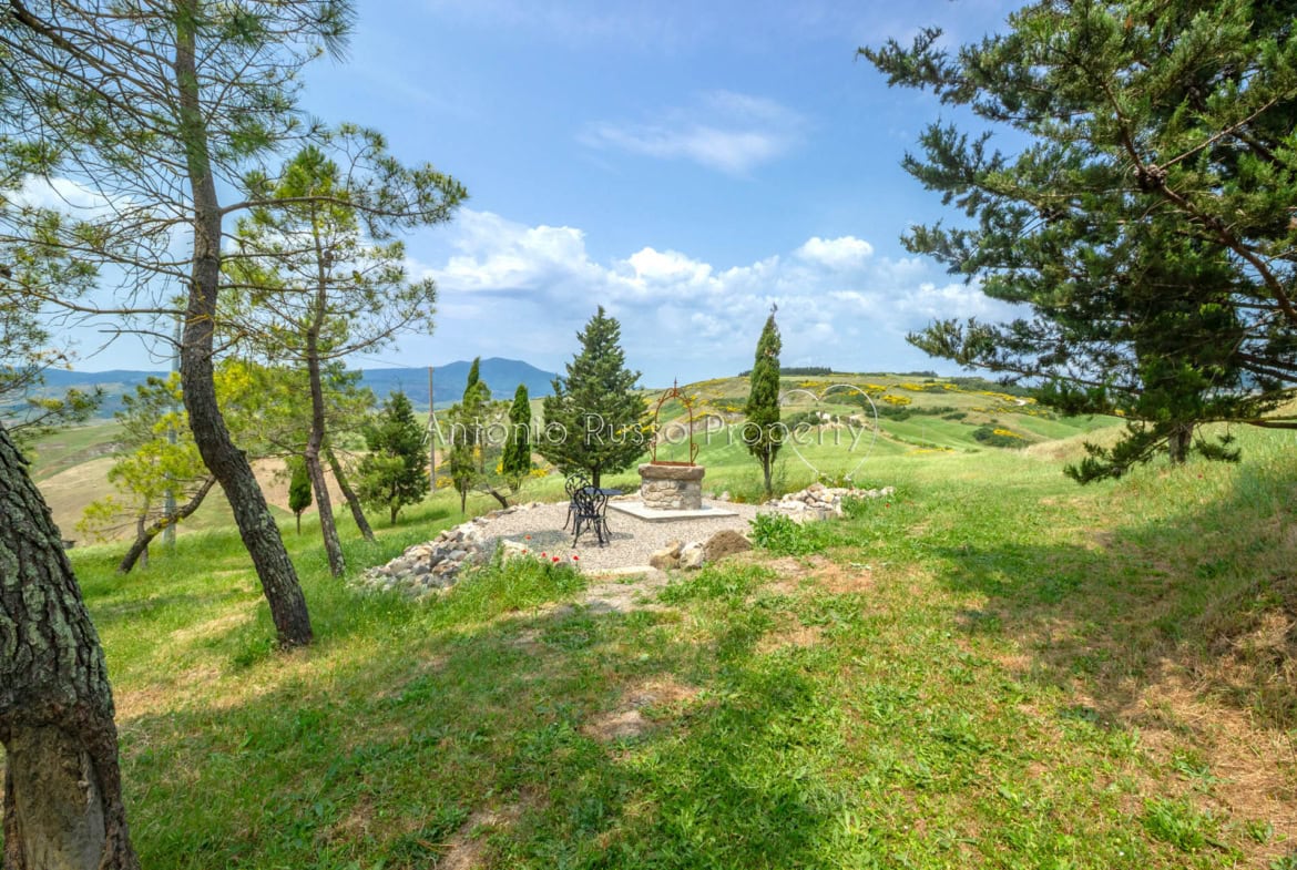 Casale in vendita nella Val d'Orcia (37)