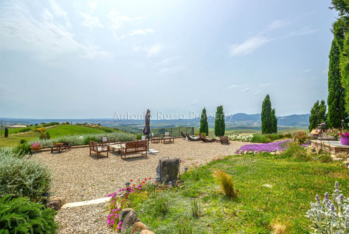 Casale in vendita nella Val d'Orcia (38)