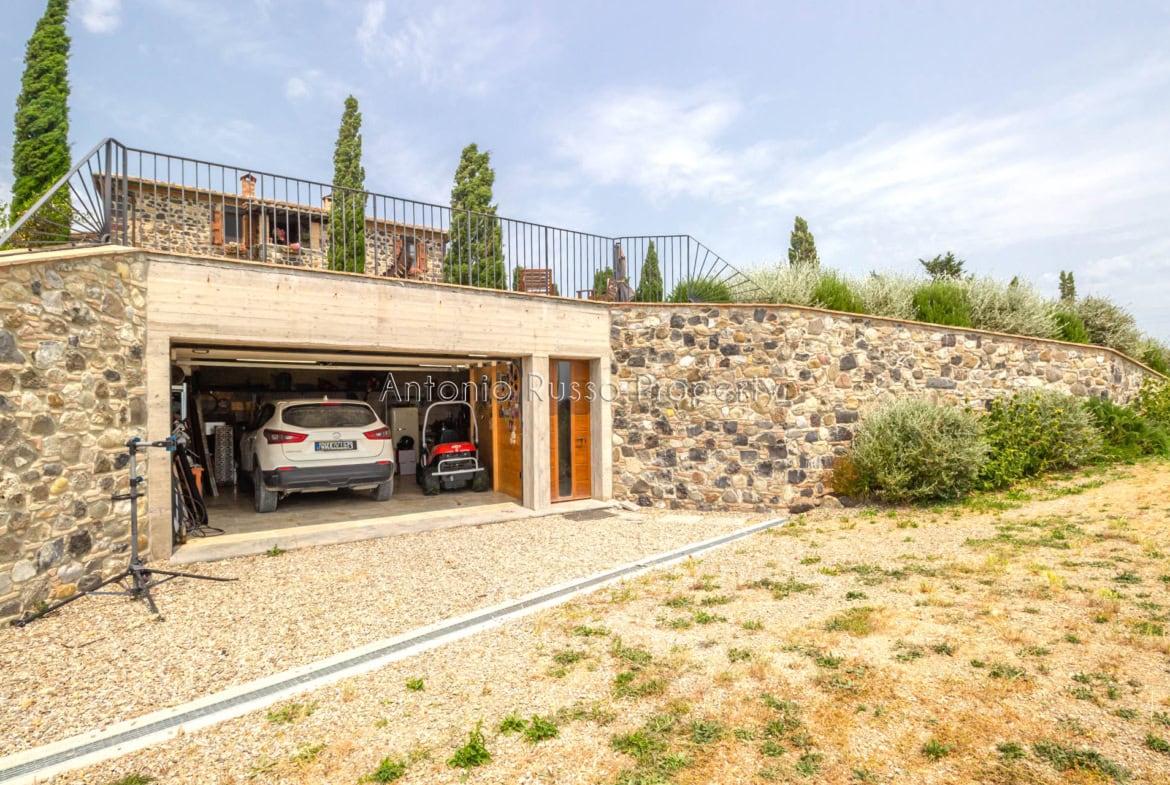 Casale in vendita nella Val d'Orcia (39)