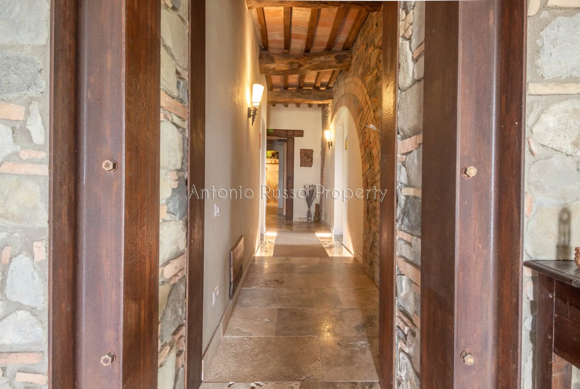 Casale in vendita nella Val d'Orcia (9)