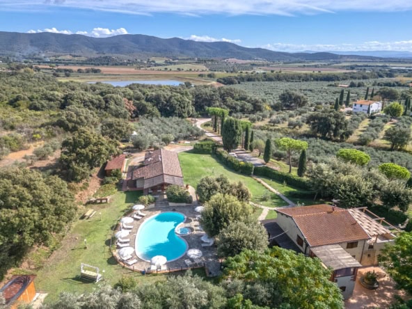 Agriturismo in vendita a Castiglione della Pescaia